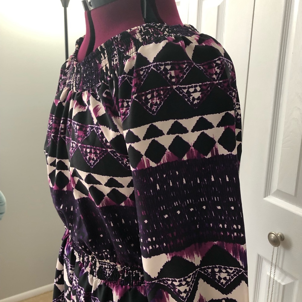 Dress - Picture 2 of 3